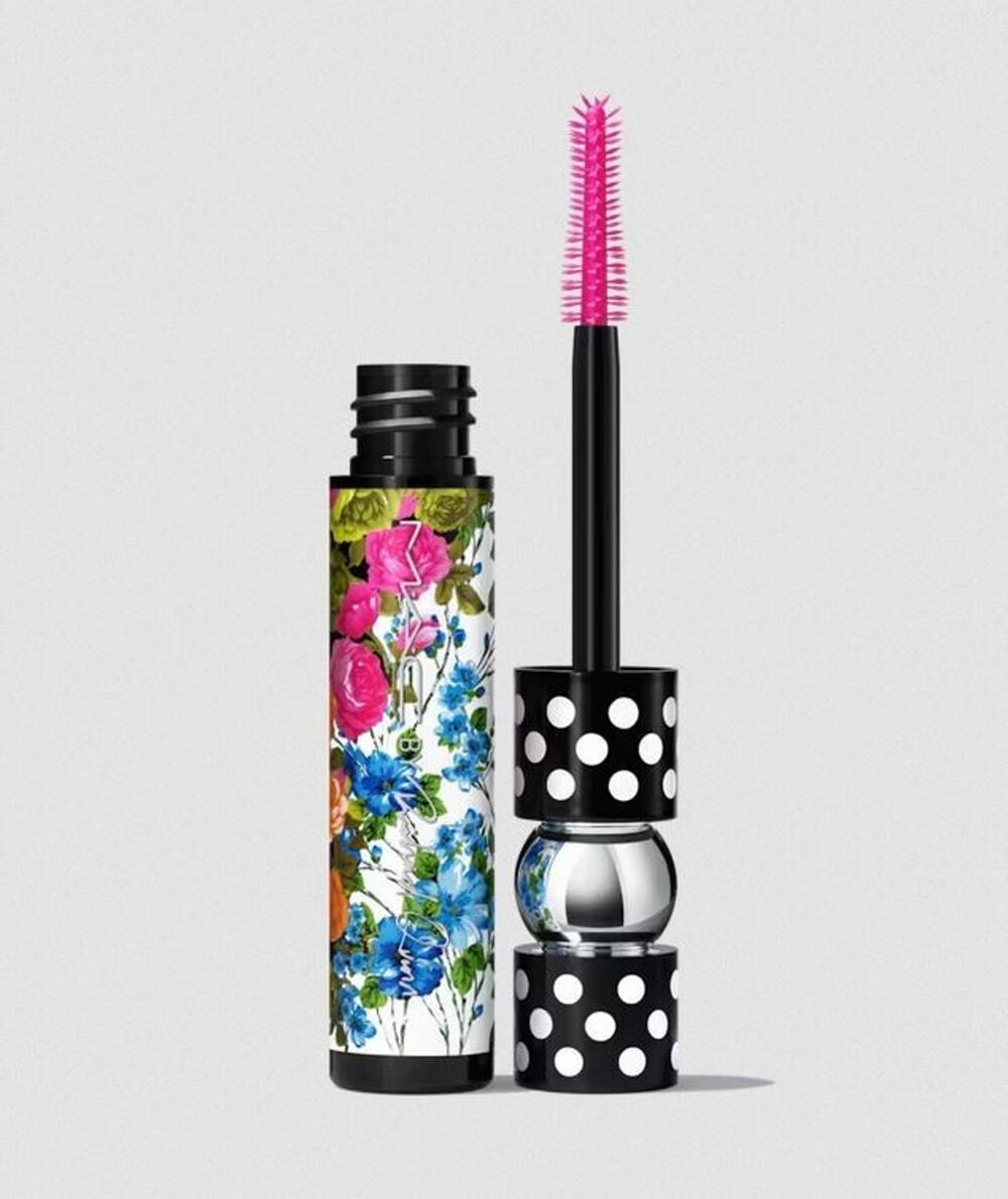 MACStack Mascara in Superstack Mega Brush - Black Stack ~Richard Quinn LE